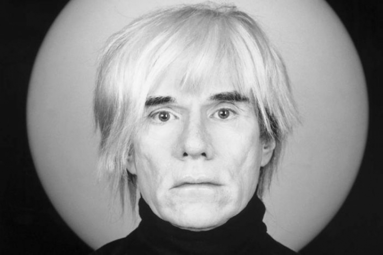 Andy Warhol műveiből nyílik kiállítás Békéscsabán