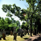 Gyászistentisztelet a temetőben