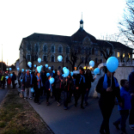 Séta a kékbe borult Autista házhoz