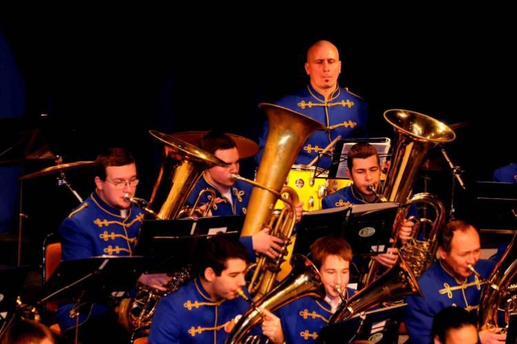 Ahogy Ők fújnak, nem fúj úgy senki... - Újévi fúvós hangverseny