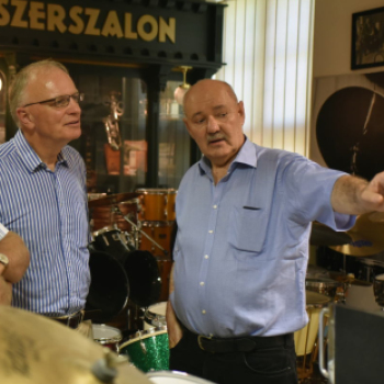 Egy angol ezredes látogatása Cegléden