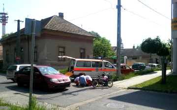 Baleset az Árpád és a Damjanich utca sarkán 