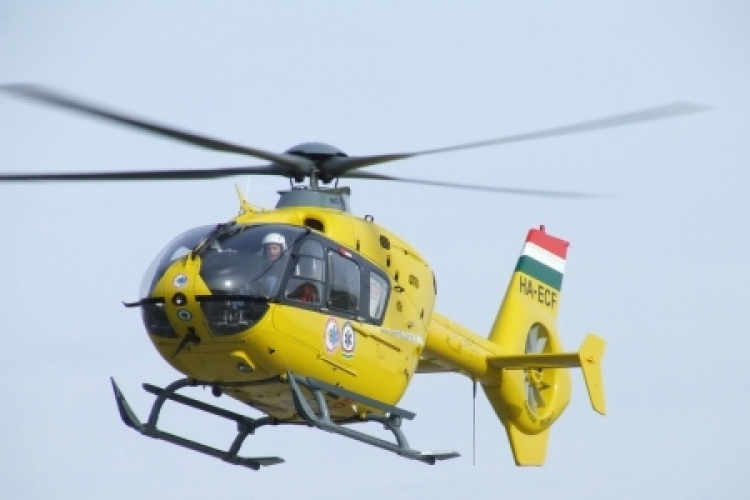 Ketten meghaltak a Cegléd melletti balesetben