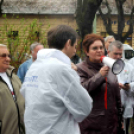 Esőben is kampányoltak Cegléden