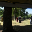 Gyászistentisztelet a temetőben