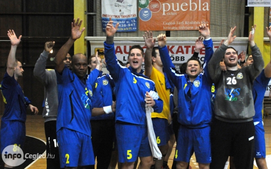 Új fiú érkezik Ceglédre