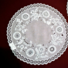 A höveji csipkevarrás élő hagyománya