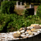 Gyászistentisztelet a temetőben