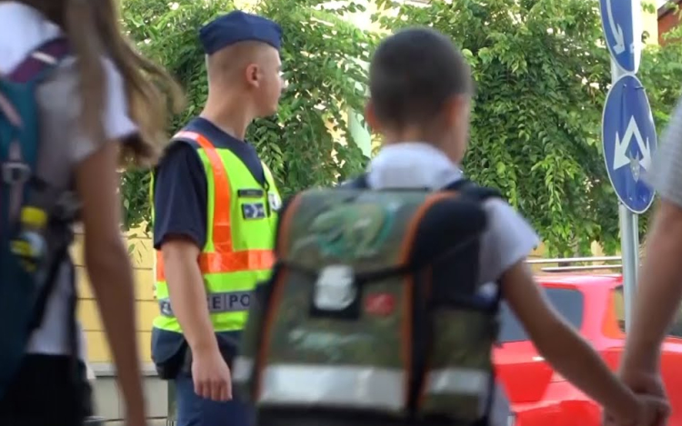 Iskolakezdés – türelem és odafigyelés