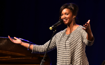 Szerdai Nicole Taylor koncert