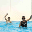 Hétfőn már csobbanhatunk