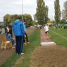 Öt iskola atlétái a CVSE pályán