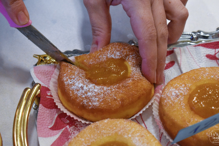 Farsangi fánkok versenye