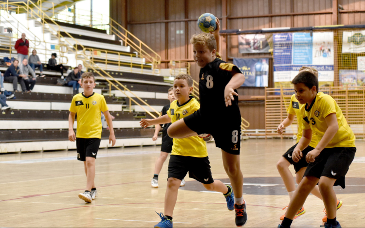 U10 es bajnoki kézilabda szombaton