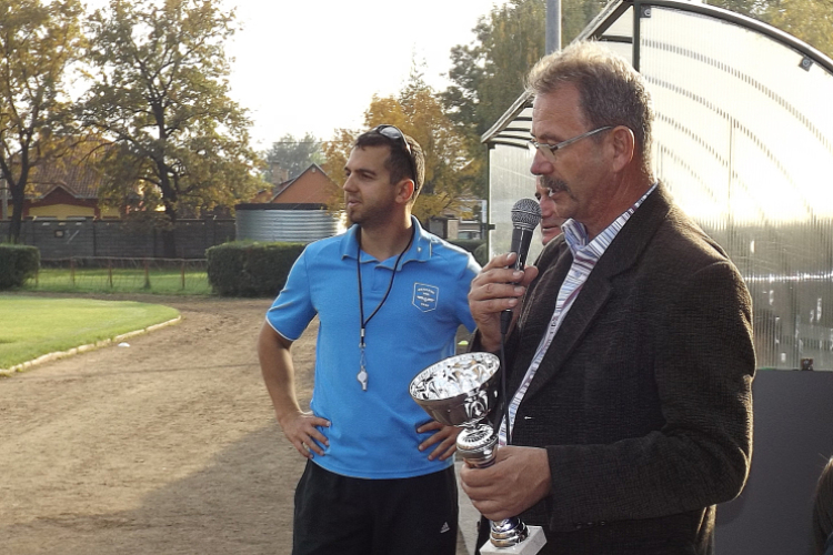 Öt iskola atlétái a CVSE pályán