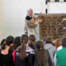 Rendhagyó angol óra a Táncsicsban