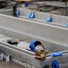 Városi Strandfürdő – Már burkolnak