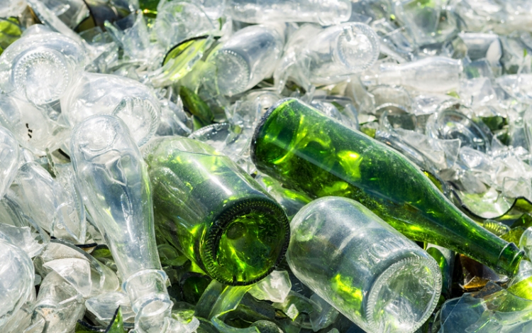 Üveggyűjtési akció