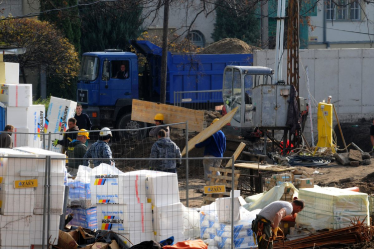 Városi Strandfürdő - burkolások, gépészet