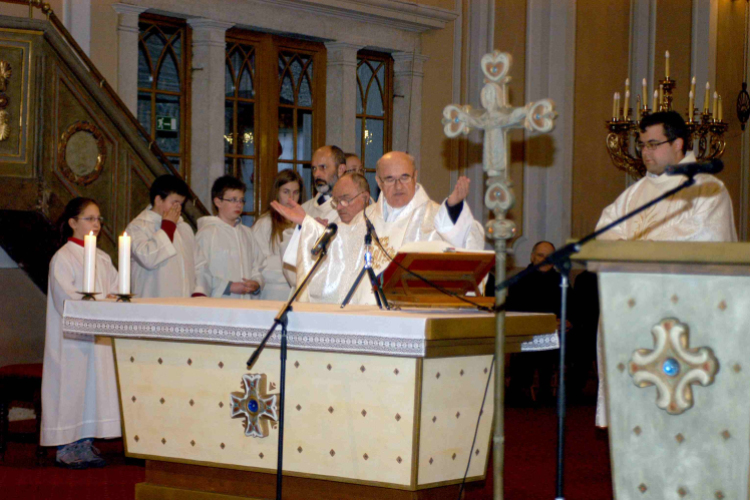 Nagycsütörtök a Szent Kereszt Katolikus Templomban