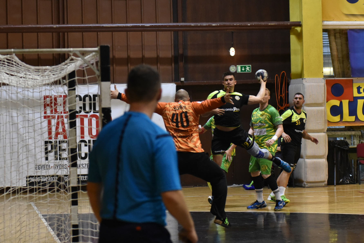 CEGLÉDI KK SE – OROSHÁZI FKSE-LINAMAR 24 – 25 