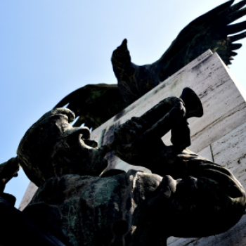 Hősök napja Cegléden