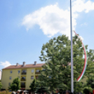Felavatták az országzászló emlékművet Cegléden