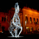 Megnyitott a jégpálya