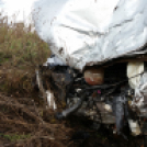 Ismét súlyos baleset a 4-es főúton