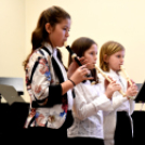 Kamarazenei versenyt rendeztek