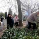 Koszorúzás a köztemetőben - Március 15.