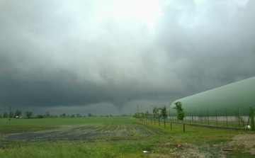 Tornádó Cegléden