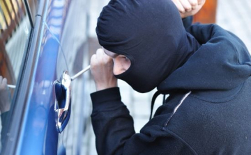 ,,Nagyot markolt, keveset szakított’’