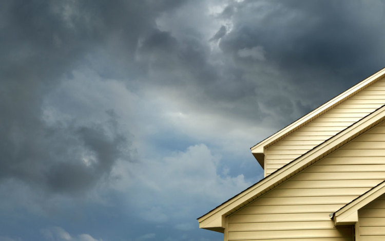 Délutánra sötét felhőket jósolnak 