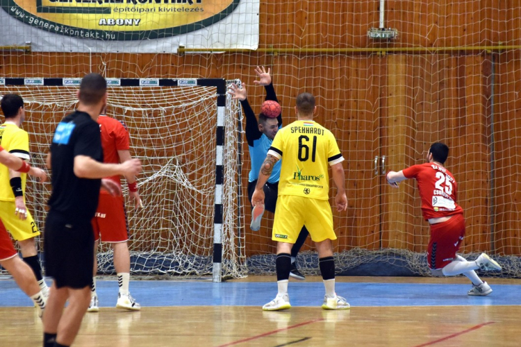 Nagy esélyt szalasztott el a Cegléd