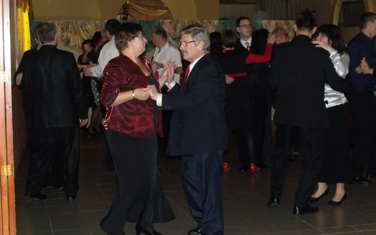 Báloztak a Közgázban