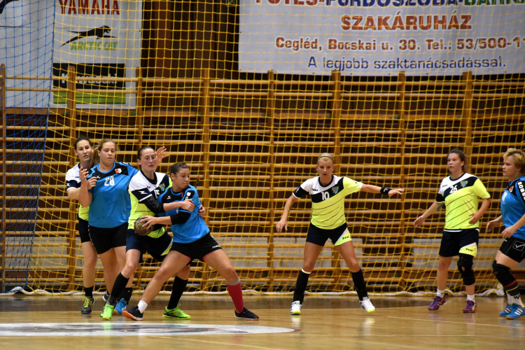 Ceglédi Kék Cápák – Dunavarsányi TE 