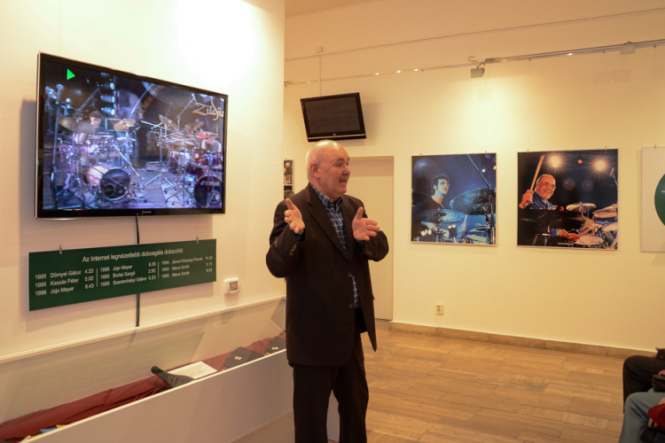 Rendhagyó dobos tárlatvezetés - VIDEÓ