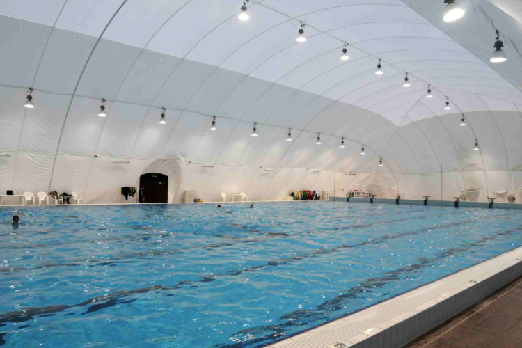 Hétfőn már csobbanhatunk