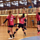 Megint nyertek a felnőttek