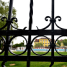 Bontás a sportuszodában 