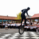 Iskolakezdés a Táncsicsban