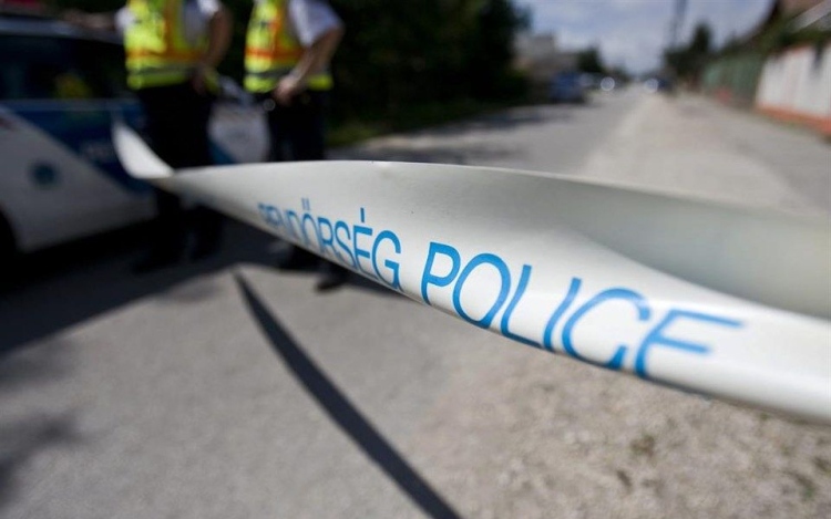 Ismeretlen holttestre bukkantak Abony és Szolnok között