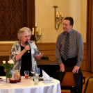 Vasfüggöny kölnivel - könyvbemutató 