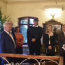 Táblaavató a Békebeli Cukrászdában