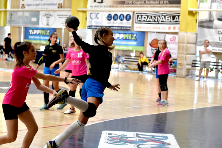 Ceglédi Kék Cápák - Tiszakécske