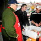 Csemői hagyományos hurkatöltő verseny