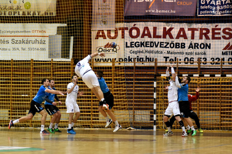 Ceglédi KKSE-Grundfos Tatabánya KC: 26-30