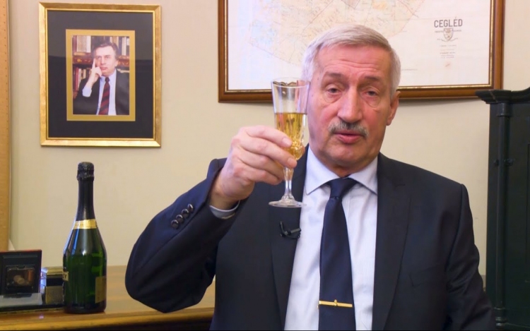 Újévi köszöntő – Dr. Csáky András, Cegléd város polgármestere