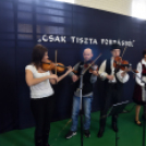 Népdaléneklési verseny Cegléden